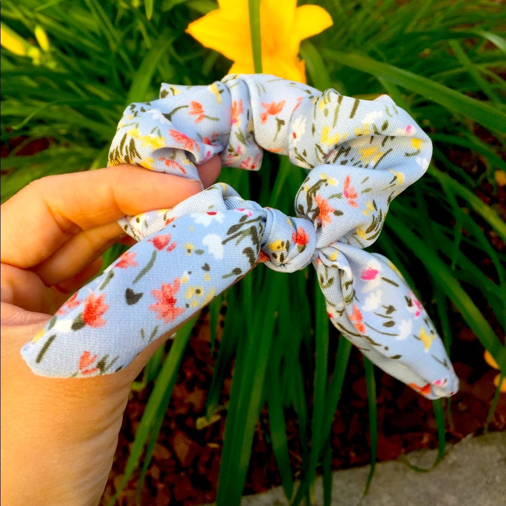 Floral hair scrunchie with bow